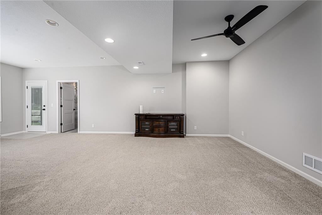 4712 Redwood Street — photo 19