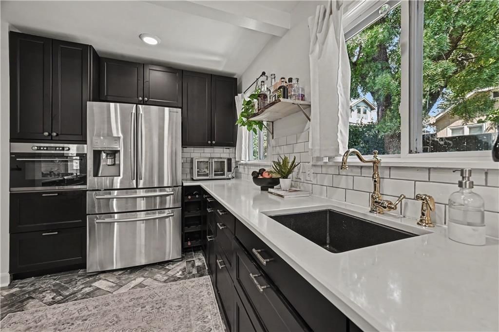 4823 Terrace Street — photo 13