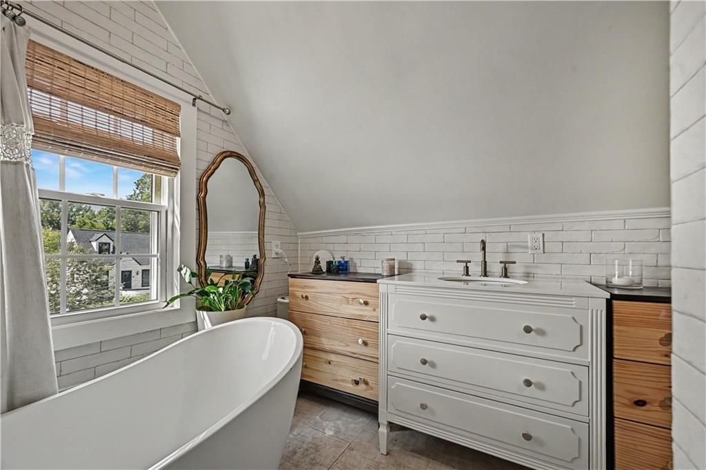 4823 Terrace Street — photo 21