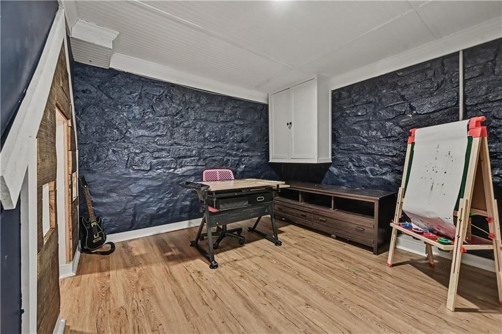 4823 Terrace Street — photo 24