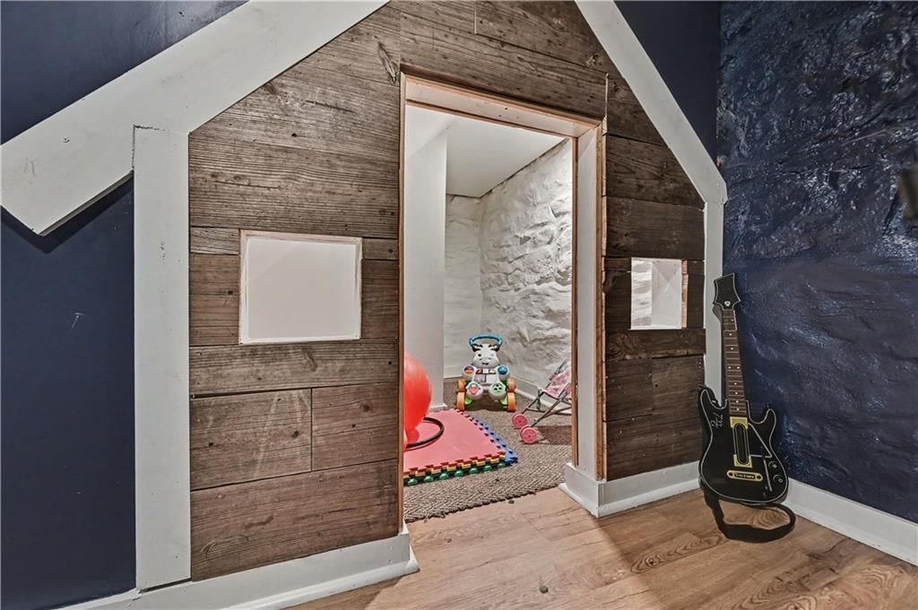 4823 Terrace Street — photo 25