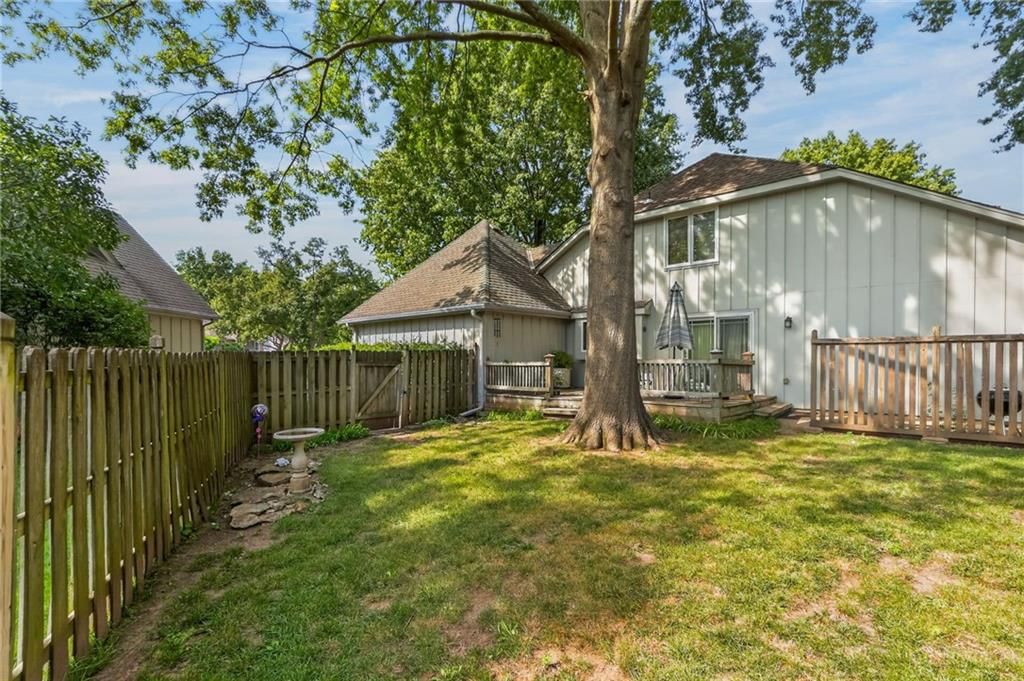 11733 Woodward Street — photo 51