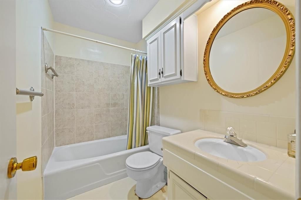 8307 W 97th Terrace — photo 17