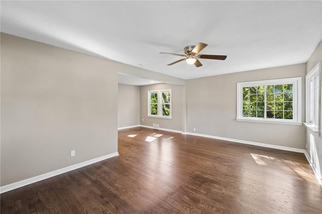 Photo 6 of 45 - 209 NE Hill Street, Kansas City, MO 64116
