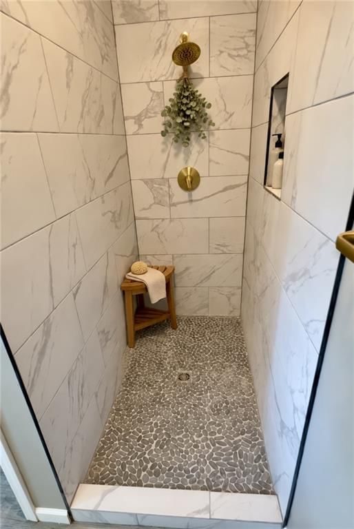 Photo 35 of 45 - 209 NE Hill Street, Kansas City, MO 64116