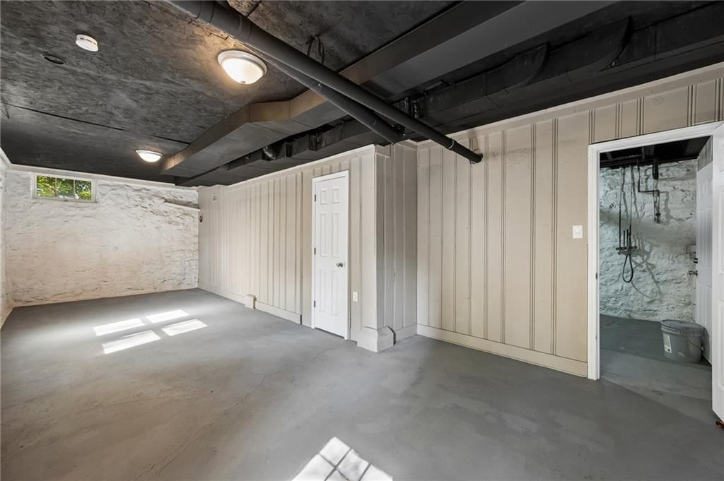 Photo 39 of 45 - 209 NE Hill Street, Kansas City, MO 64116