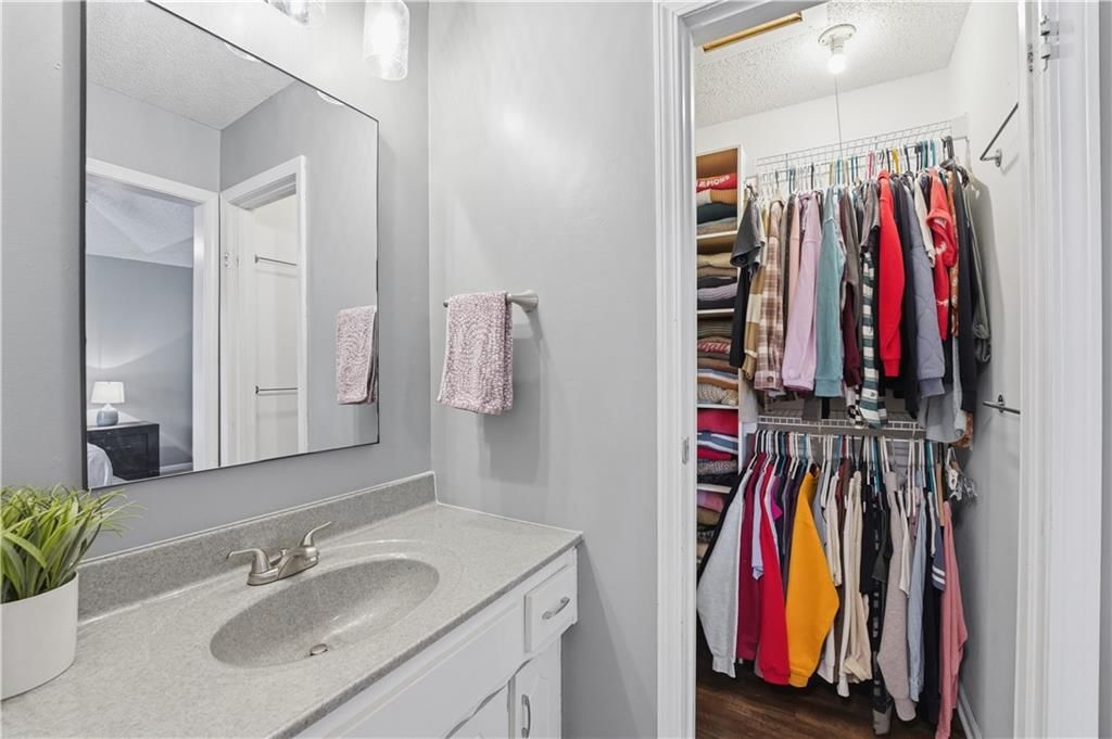 1012 S Winterbrooke Drive — photo 22