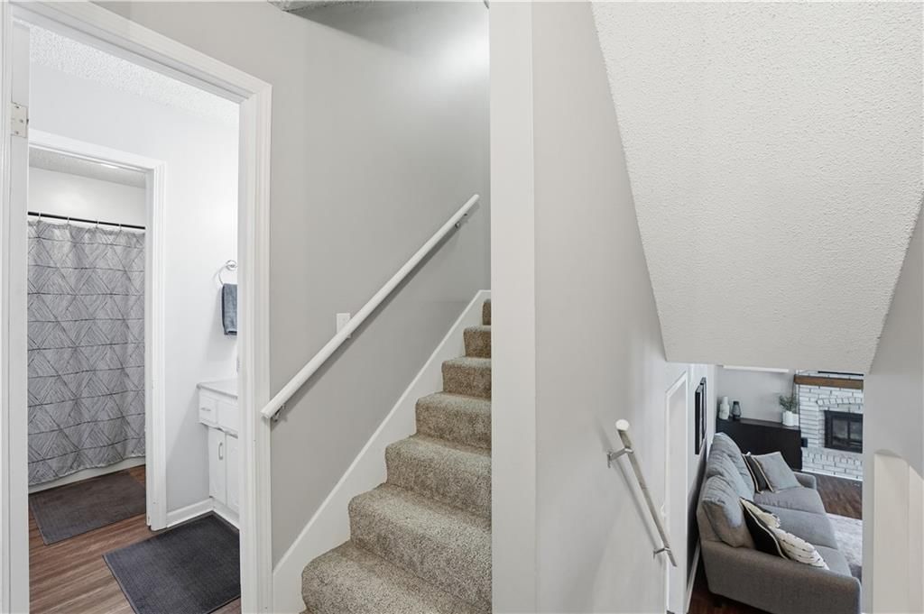 1012 S Winterbrooke Drive — photo 27