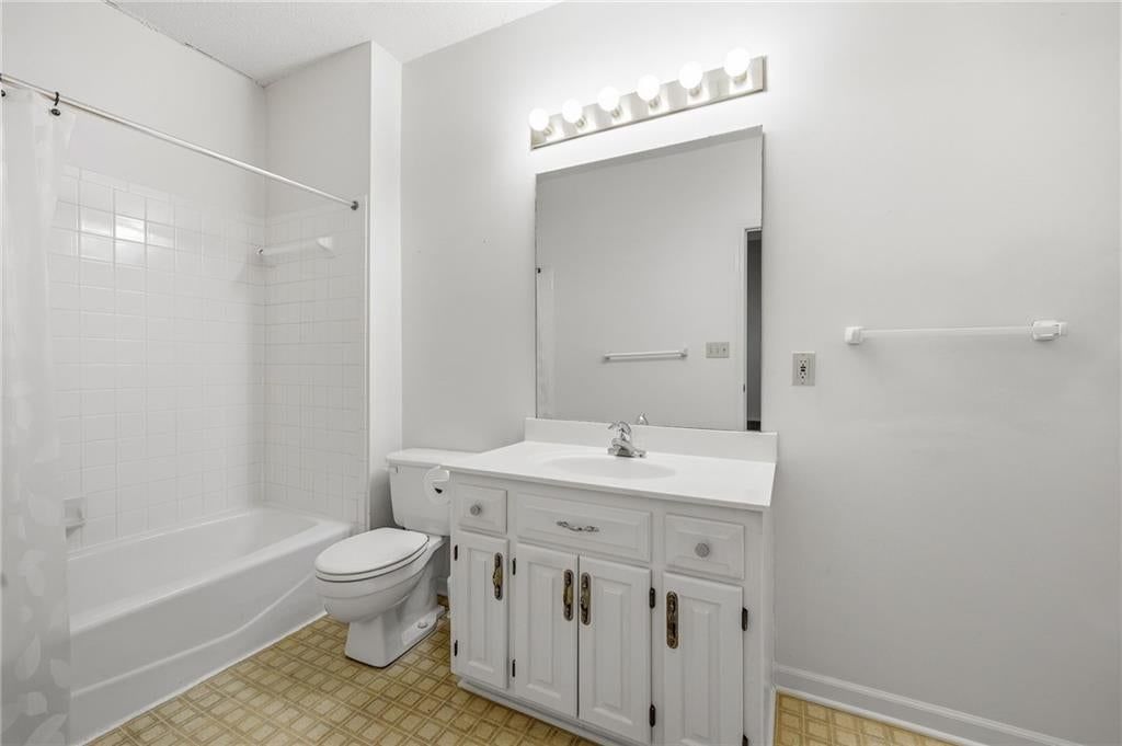 211 E 130th Court — photo 26
