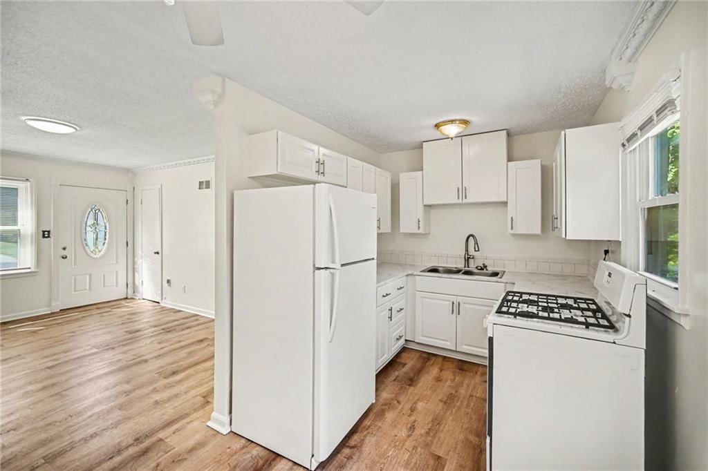 5624 E 101st Terrace — photo 5