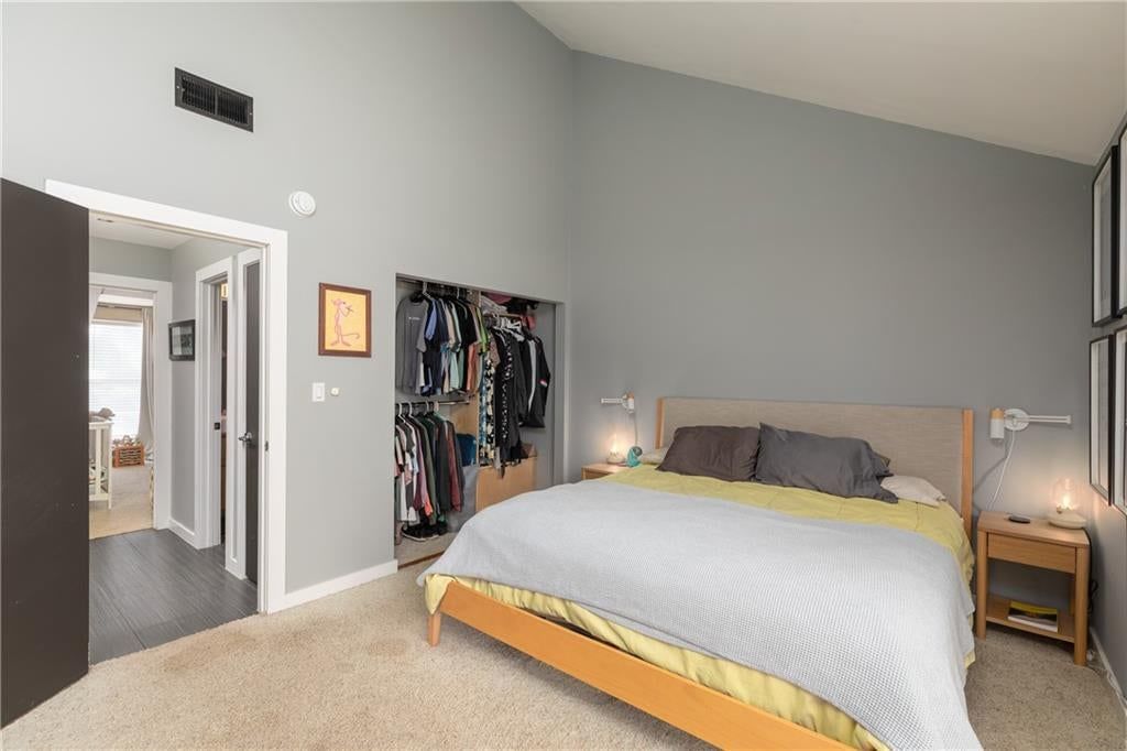 Photo 18 of 34 - 12214 W 79th Terrace, Lenexa, KS 66215