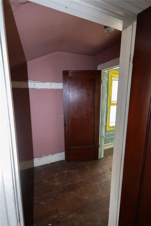 409 W 5th Street — photo 23