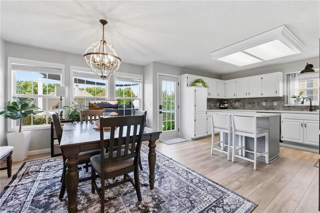 1308 NE Foxwood Drive — photo 10