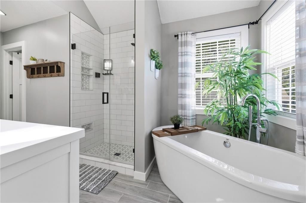 1308 NE Foxwood Drive — photo 14