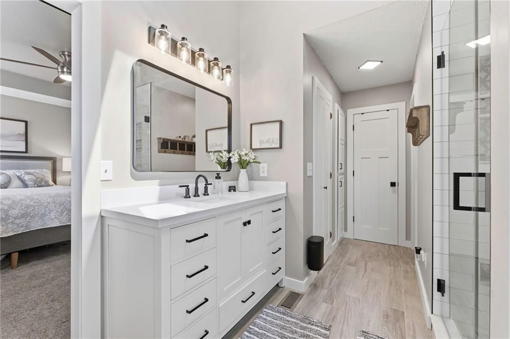 1308 NE Foxwood Drive — photo 15