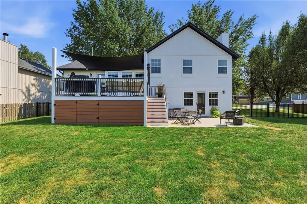 1308 NE Foxwood Drive — photo 23