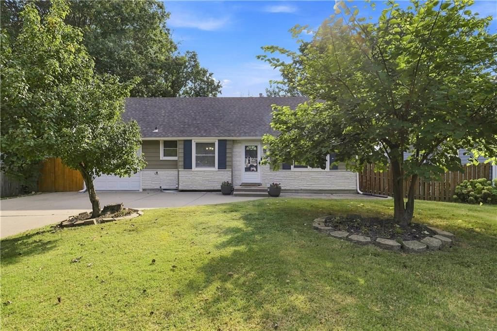 5011 Briar Street — photo 29