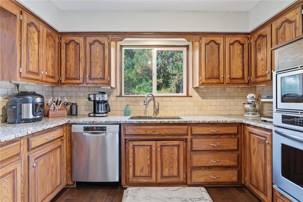 11324 Slater Street — photo 17