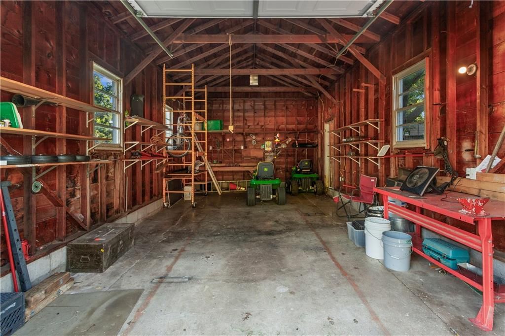 2109 SW Walnut Street — photo 32