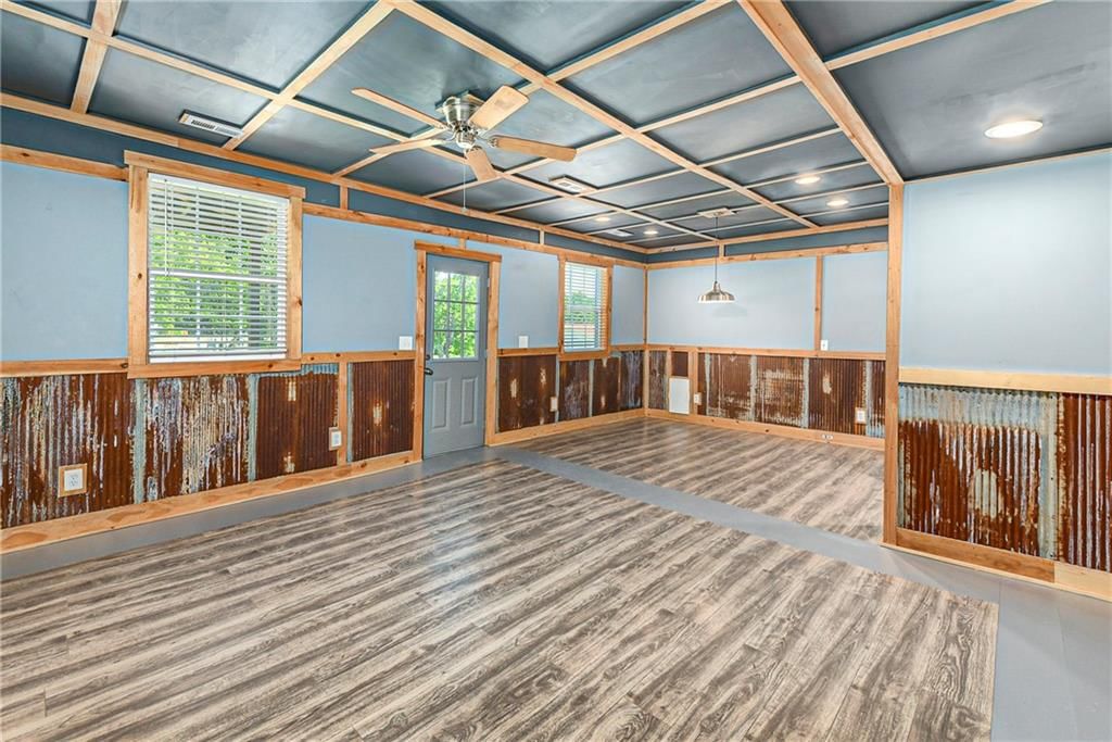 1001 Laurel Street — photo 3