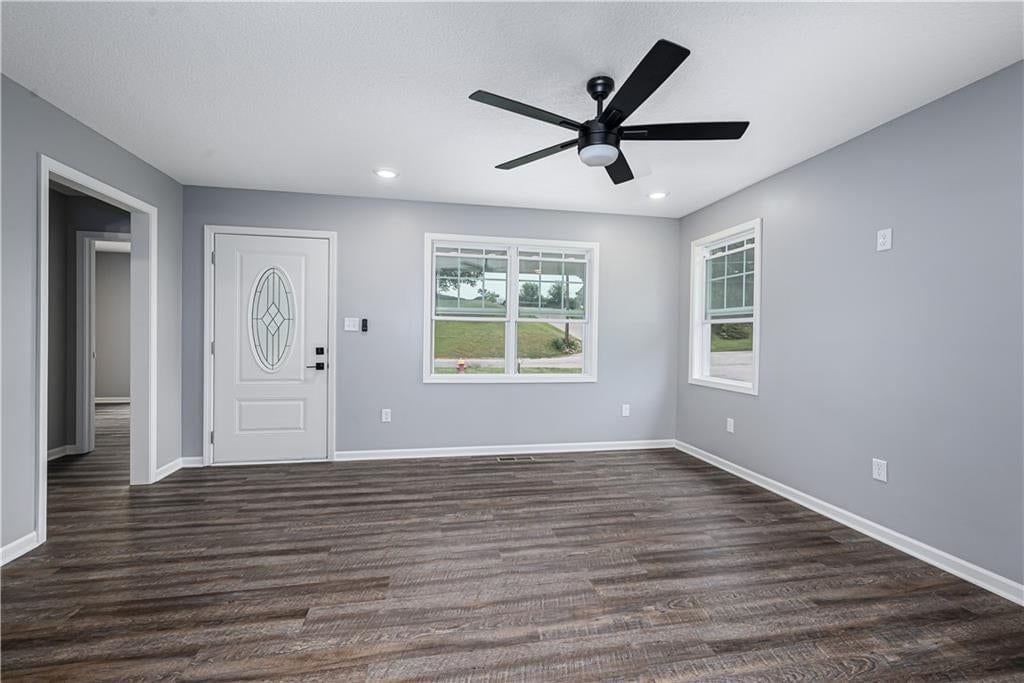 605 Washington Street — photo 6