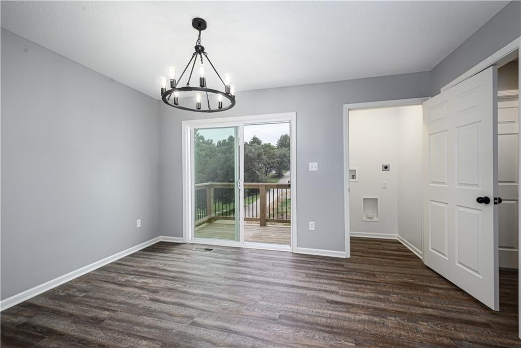 605 Washington Street — photo 10