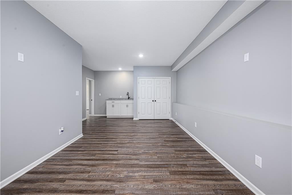 605 Washington Street — photo 16