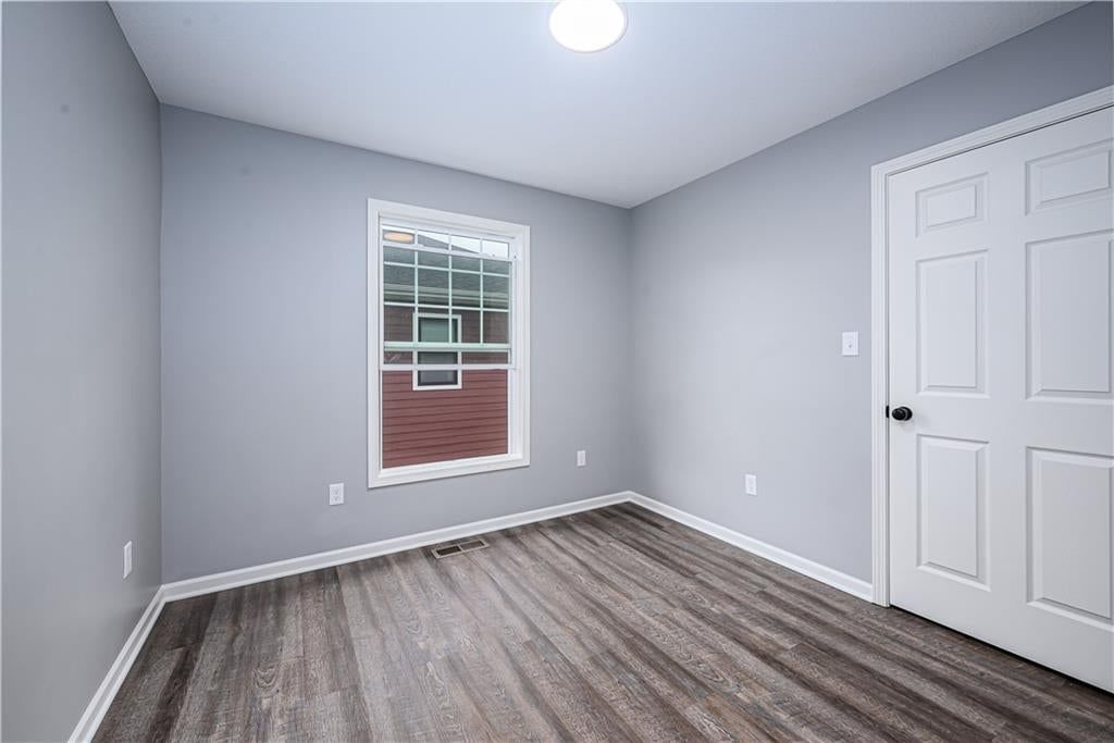 605 Washington Street — photo 24