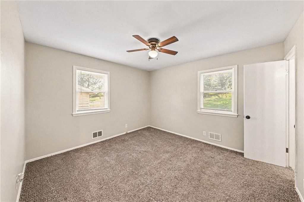 6417 N Indiana Avenue — photo 11