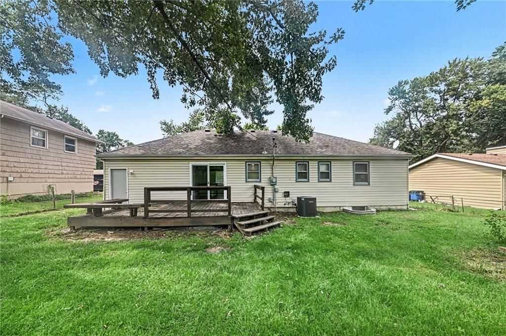 6417 N Indiana Avenue — photo 17