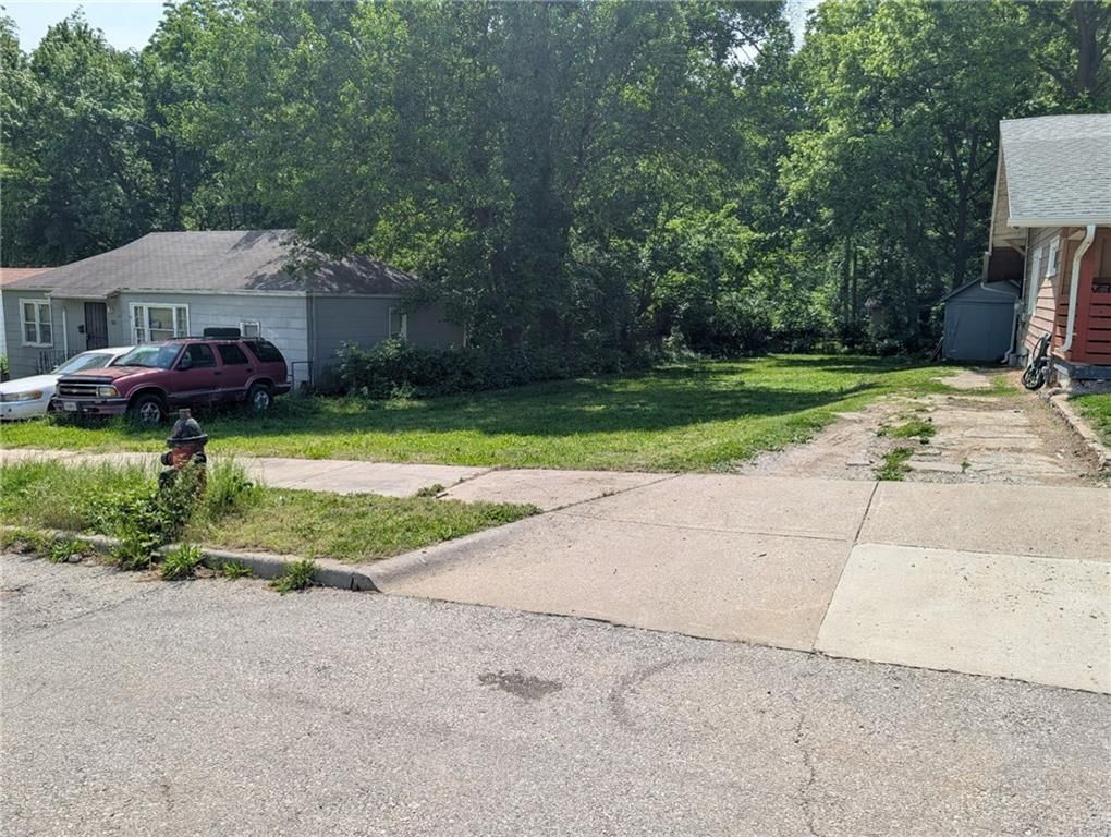 4024 Myrtle Avenue — photo 3