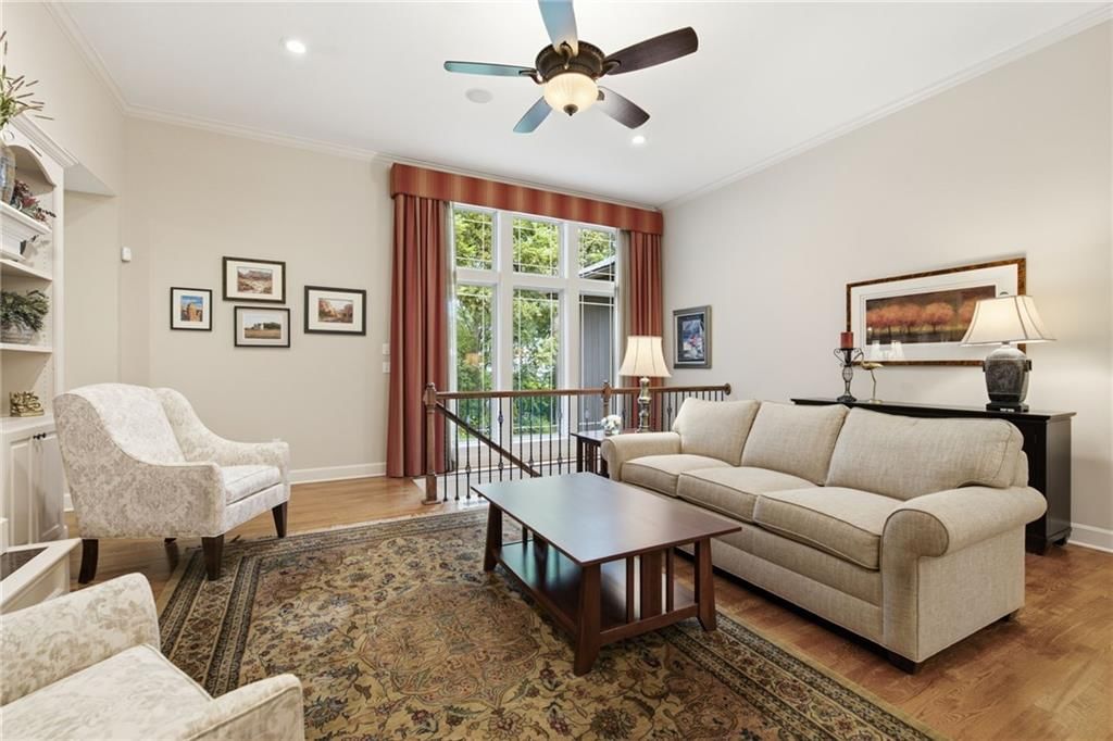 6816 Longview Street — photo 8