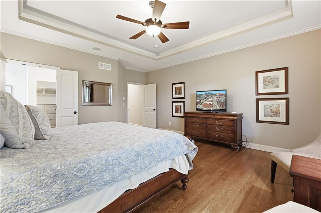 6816 Longview Street — photo 26
