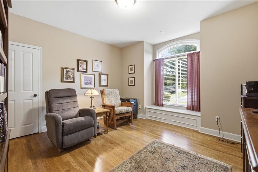 6816 Longview Street — photo 31