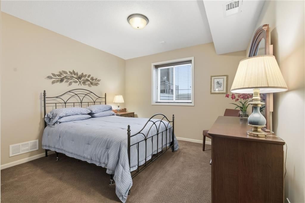 6816 Longview Street — photo 40