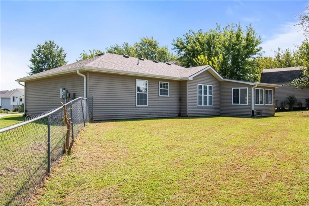 102 Shady Lane Drive — photo 7