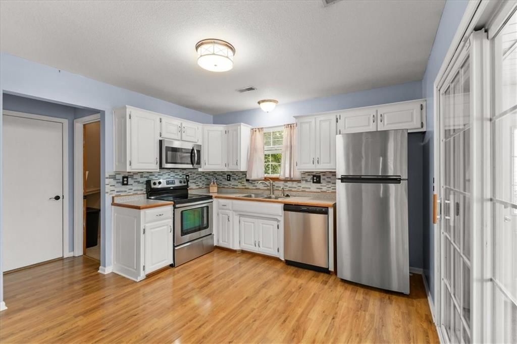 102 Shady Lane Drive — photo 11