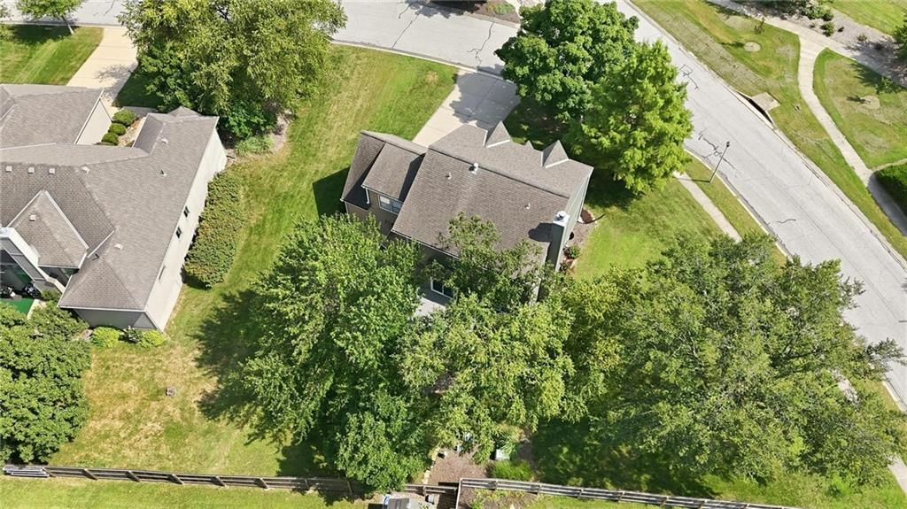 10612 Bluejacket Street — photo 57