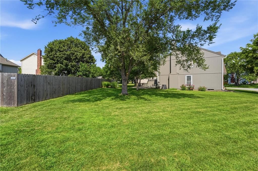 10612 Bluejacket Street — photo 65