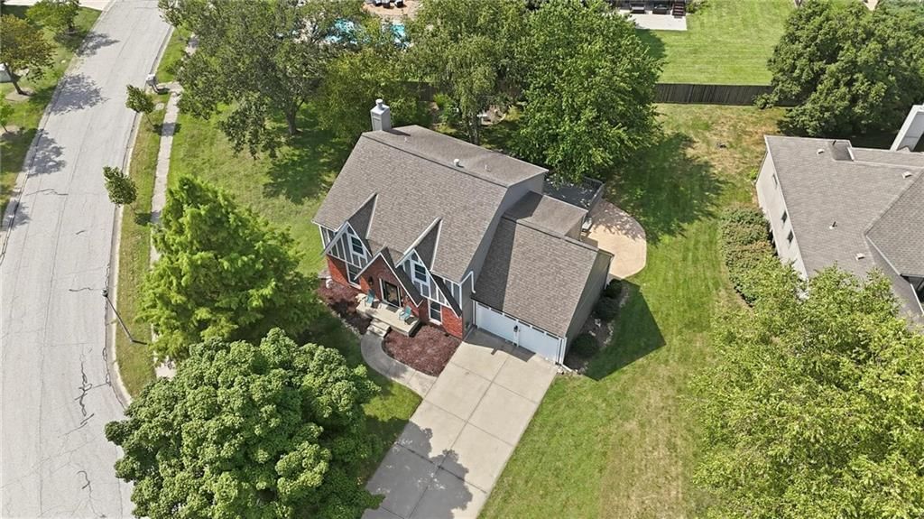 10612 Bluejacket Street — photo 69