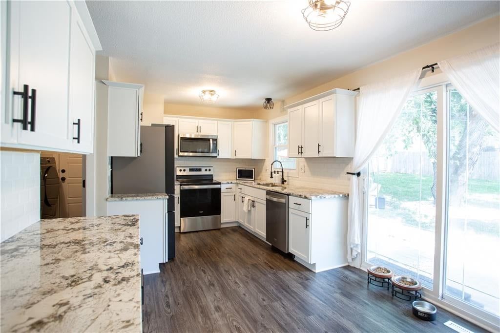 9536 W 91st Street — photo 19