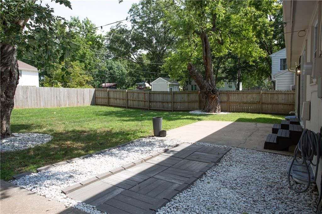9536 W 91st Street — photo 70