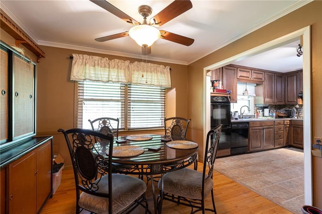 11209 Walnut Street — photo 8