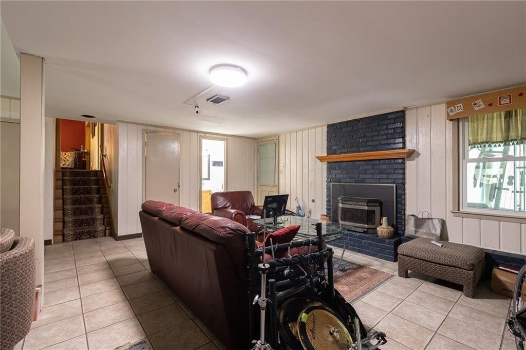 11209 Walnut Street — photo 13
