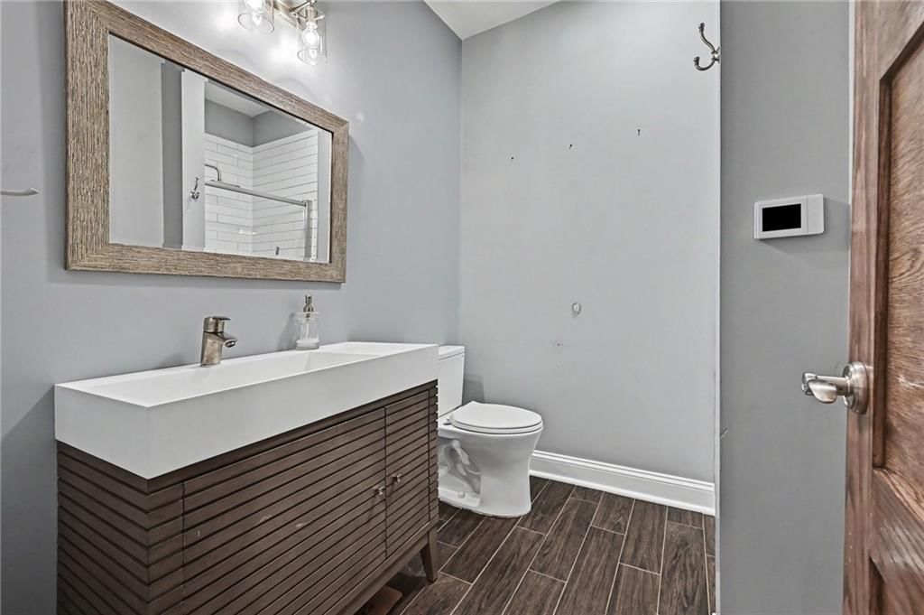 100 S 2nd Street — photo 18