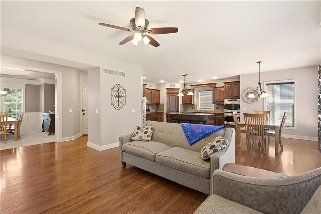 15447 W 164th Terrace — photo 13