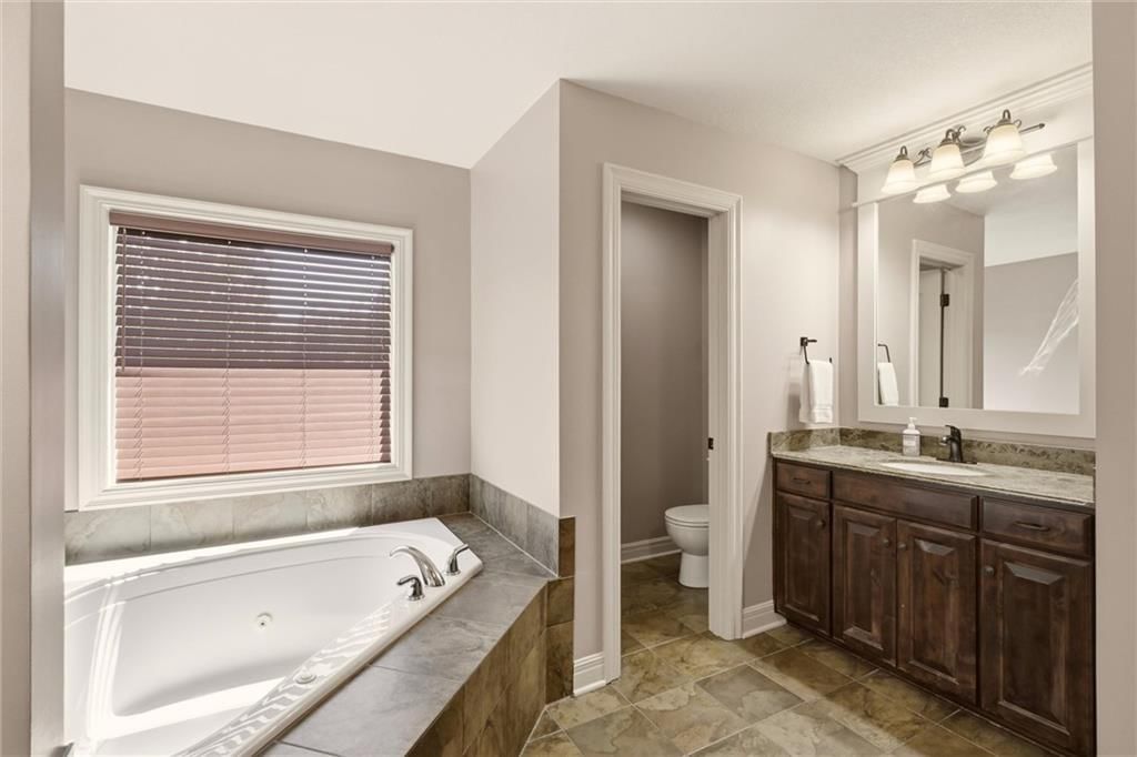 15447 W 164th Terrace — photo 33