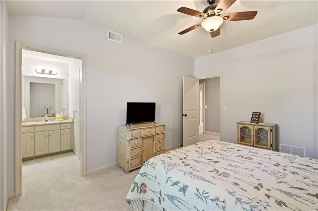 15447 W 164th Terrace — photo 40