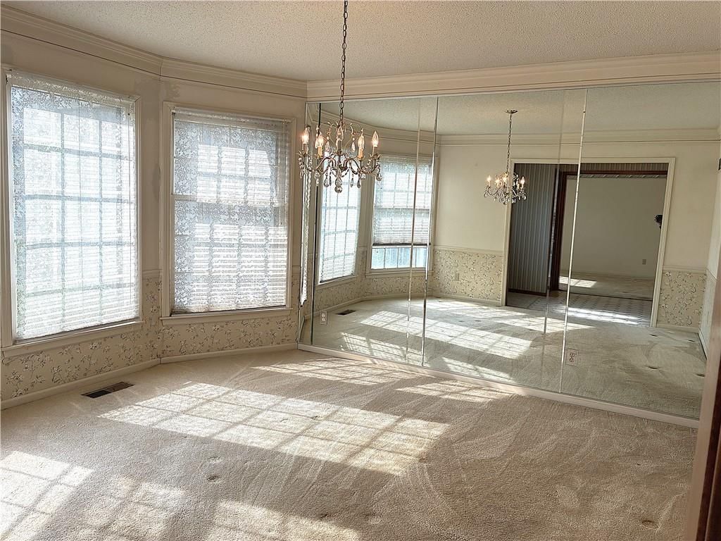 14622 W 81st Street — photo 3