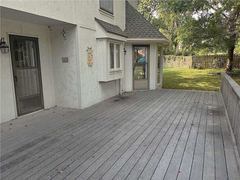 14622 W 81st Street — photo 30